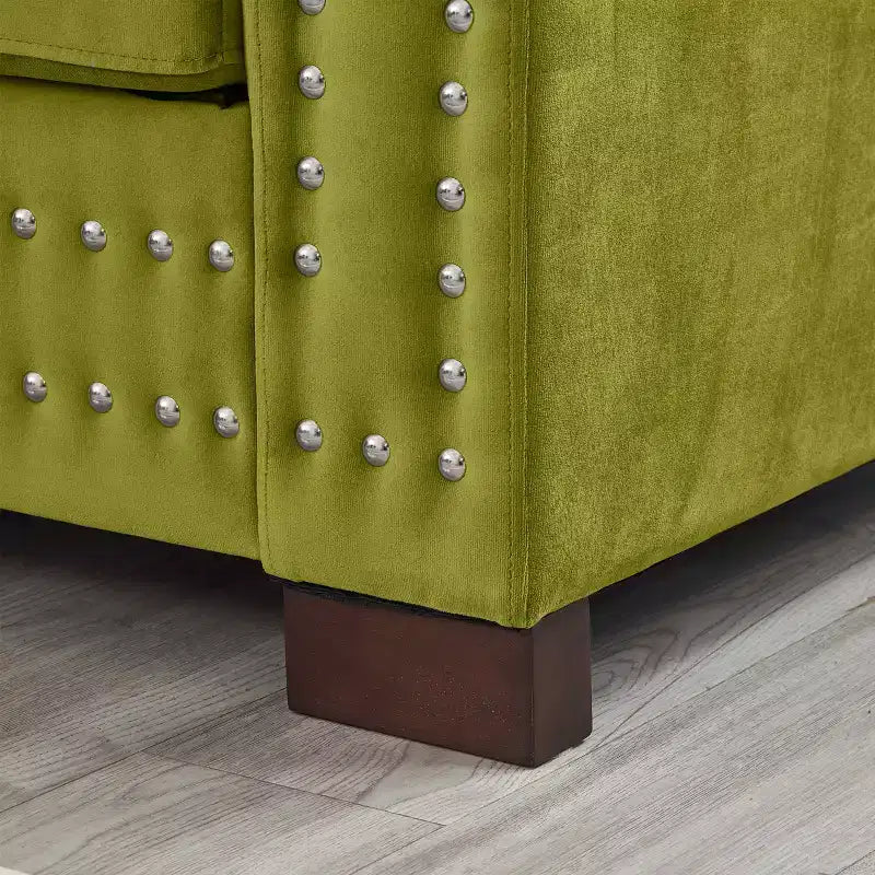 Canapé moderne 3 places en velours de 153,67 cm avec clous argentés et accoudoirs carrés, vert