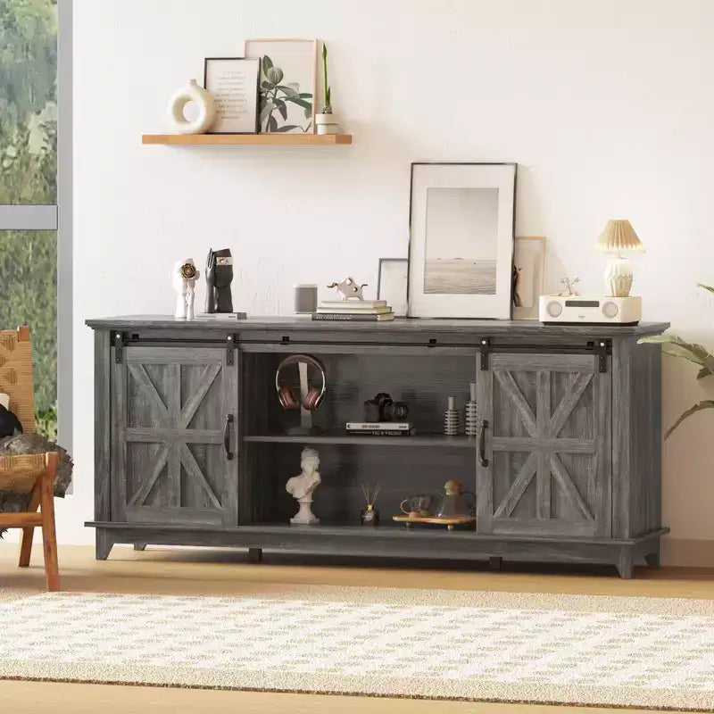 Meuble TV de ferme de 168 cm pour téléviseurs de 190 cm avec portes coulissantes et station de recharge intégrée