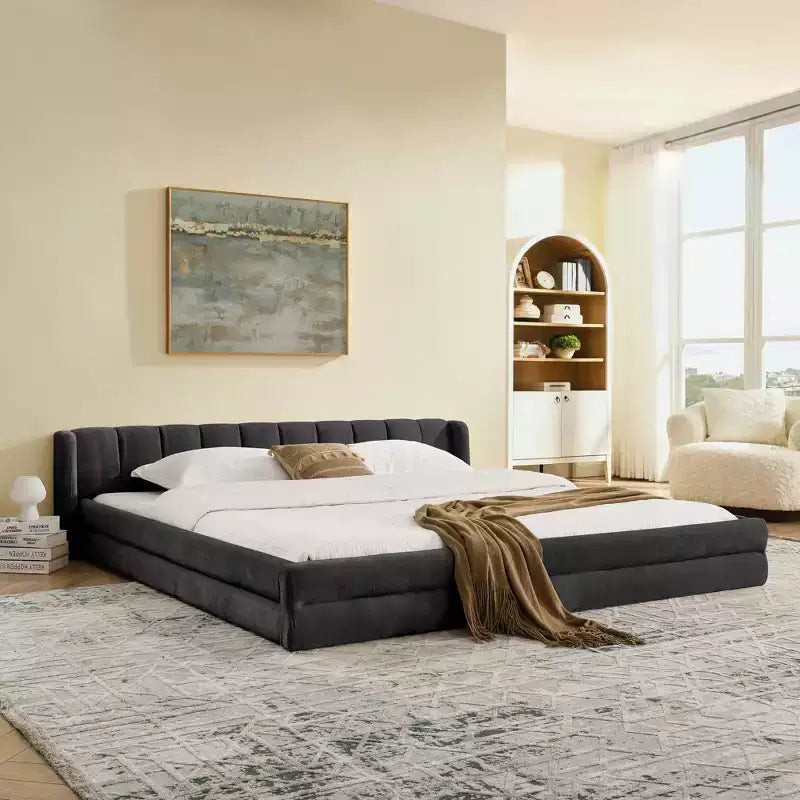 Lit plate-forme rembourré King Size avec tête de lit en tissu chenille, gris